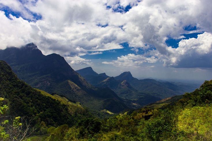 Knuckles Mountain Range